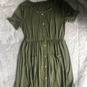 Army green knee length short sleeve dress M